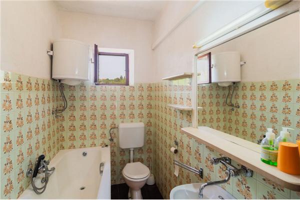 Apartment A1, for 8 persons