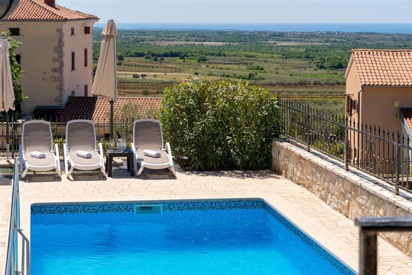 Villa Bellavista Poletti s bazenom