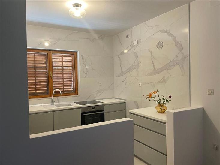 House K1, for 8 persons