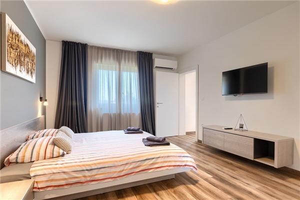 House K1, for 8 persons