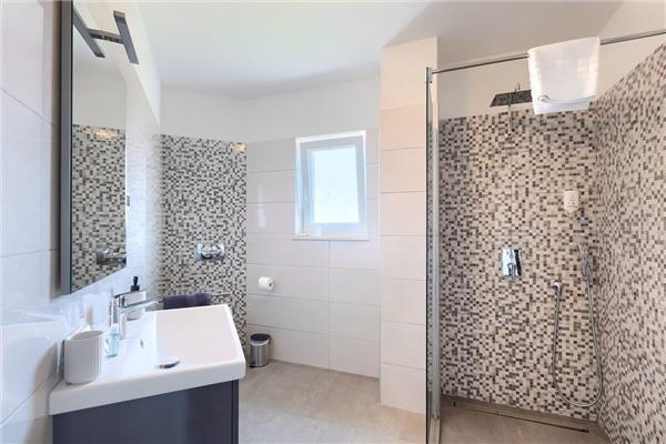 House K1, for 8 persons