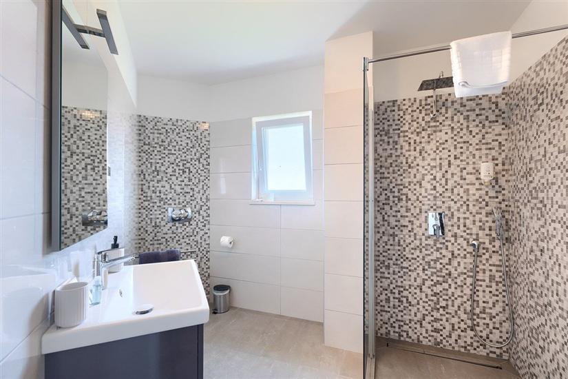 House K1, for 8 persons