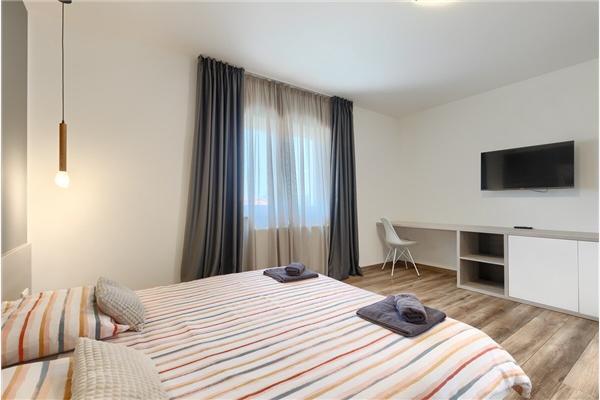 House K1, for 8 persons