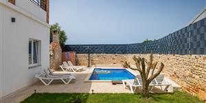 House - Pula