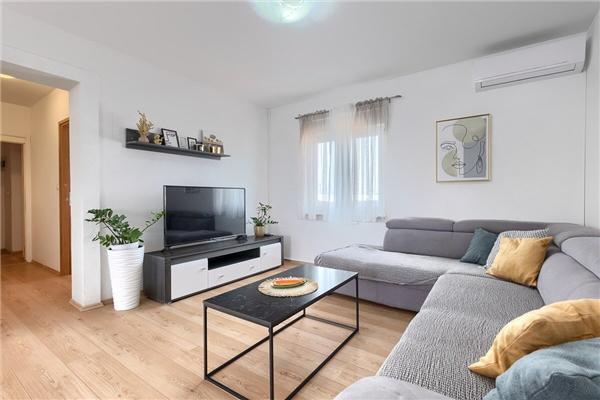 House K1, for 8 persons