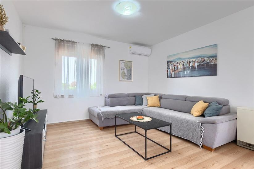 House K1, for 8 persons