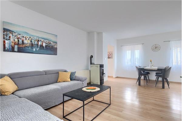 House K1, for 8 persons