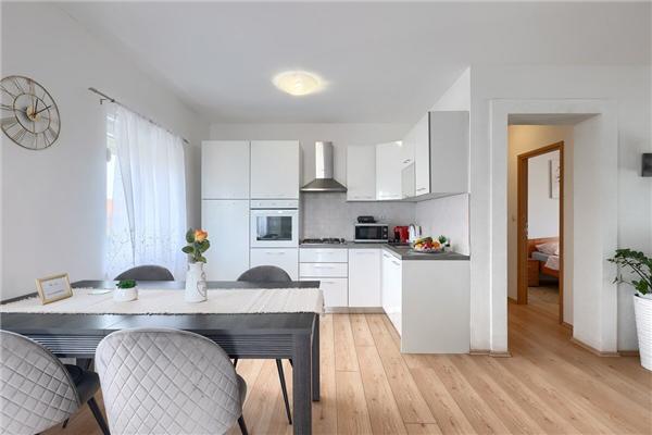 House K1, for 8 persons