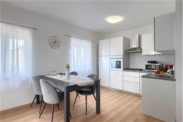 House K1, for 8 persons