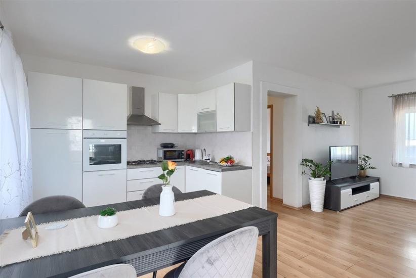 House K1, for 8 persons