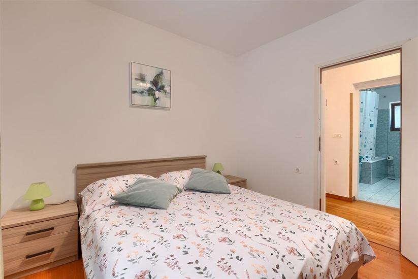 House K1, for 8 persons