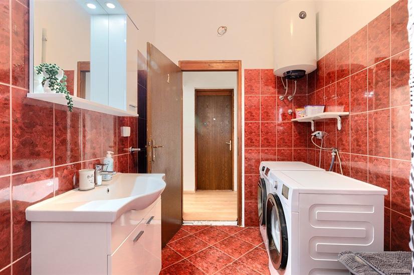 House K1, for 8 persons