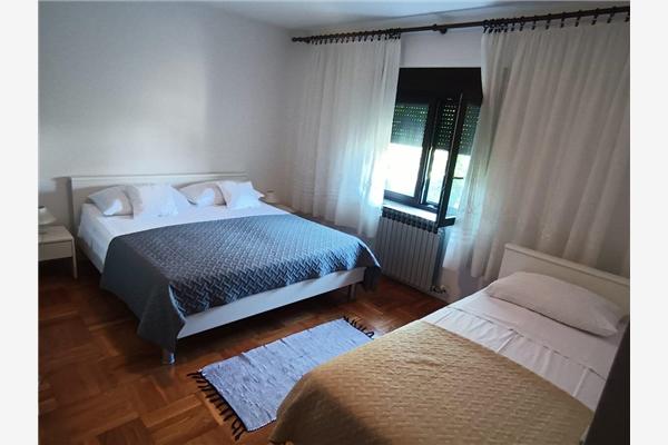 Apartment A1, for 8 persons