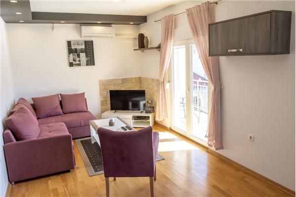 Apartment A1, for 6 persons