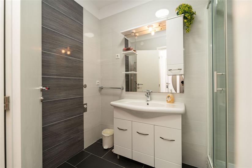 Apartment A4, for 4 persons