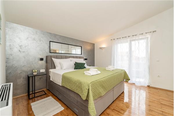 Apartment A4, for 4 persons