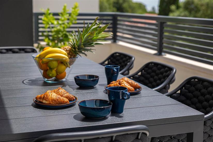 House K1, for 8 persons