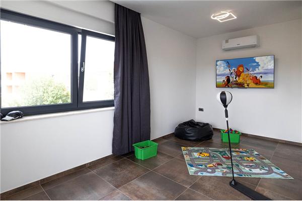 House K1, for 8 persons