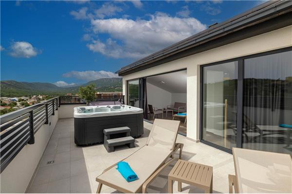 House K1, for 8 persons