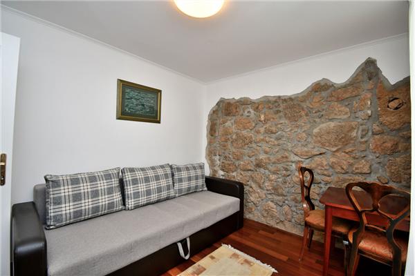 House K1, for 10 persons