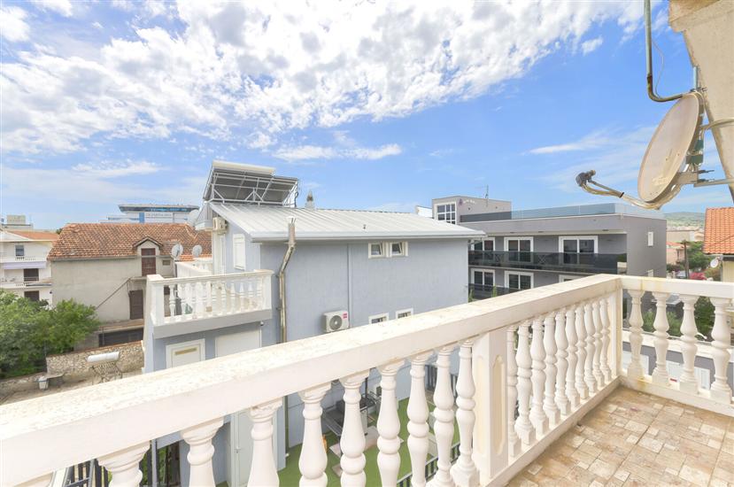 Apartment A2, for 3 persons