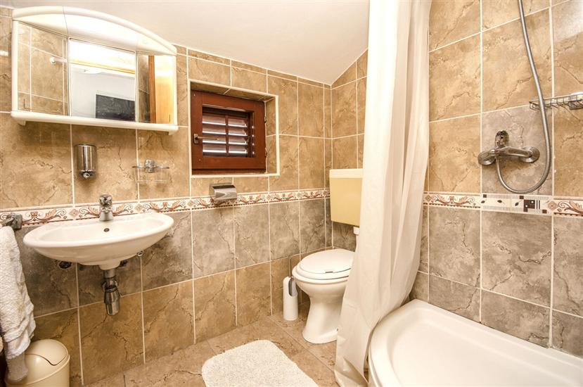 Apartment A1, for 3 persons