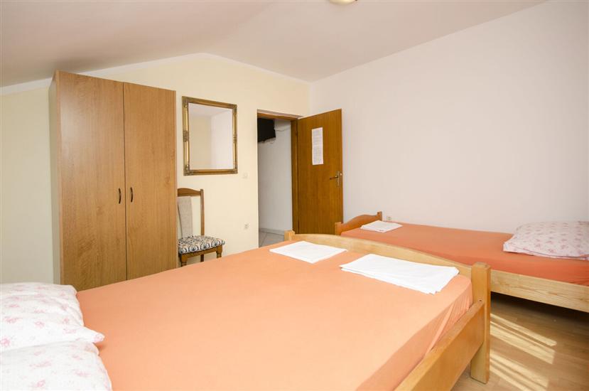 Apartment A1, for 3 persons