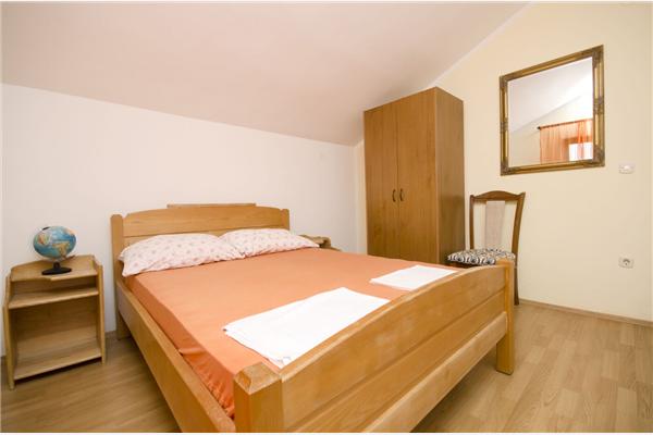 Apartment A1, for 3 persons