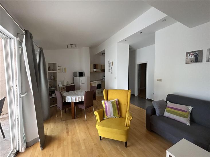 Apartment A1, for 4 persons