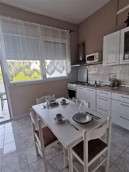 Apartment A1, for 3 persons