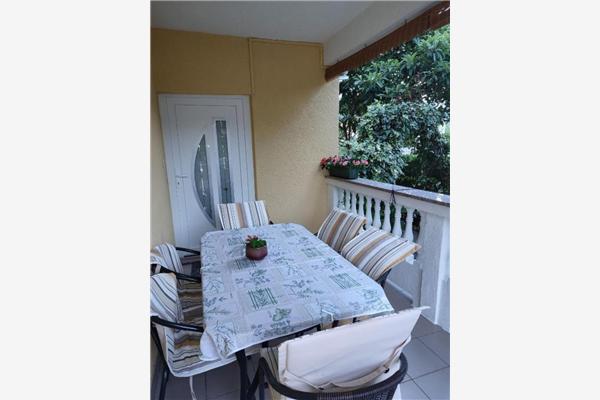 Apartman A2, na 4 osebe