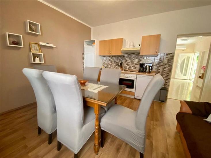 Apartman A2, na 4 osebe