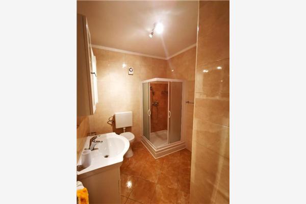 Apartman A2, na 4 osebe