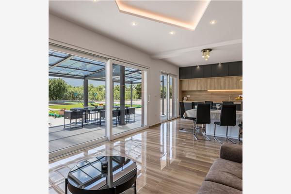 House K1, for 10 persons