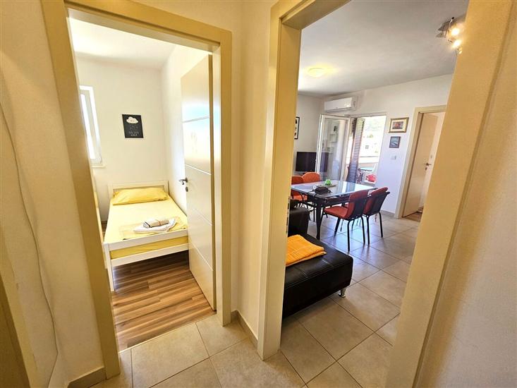 Apartment A1, for 4 persons