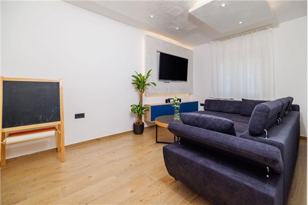 Apartment A1, for 5 persons