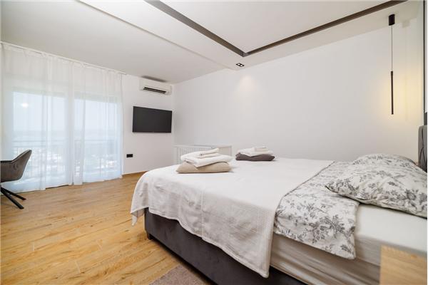 Apartment A1, for 5 persons