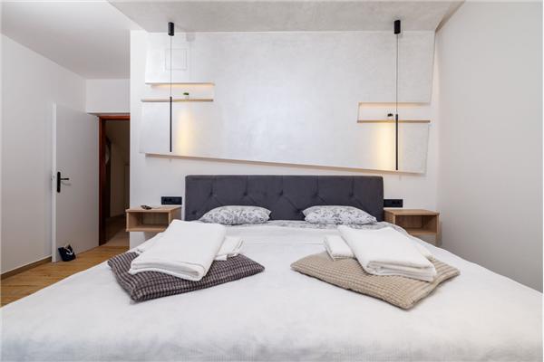 Apartment A1, for 5 persons