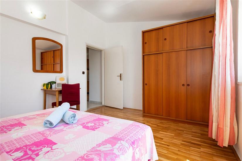 House K1, for 10 persons