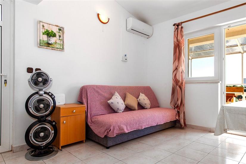 House K1, for 10 persons