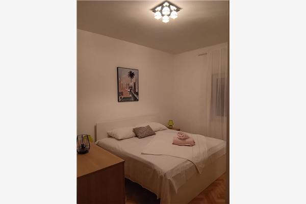 Apartment A1, for 5 persons