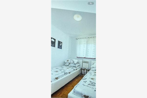 House K1, for 10 persons