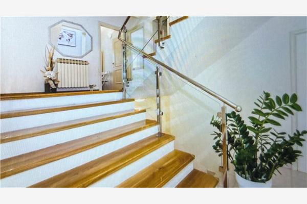 House K1, for 10 persons