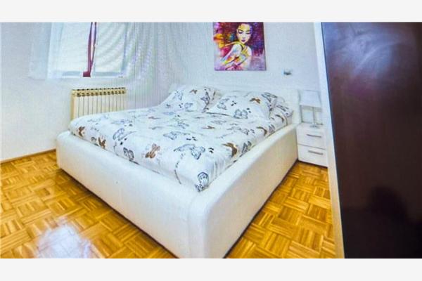 House K1, for 10 persons