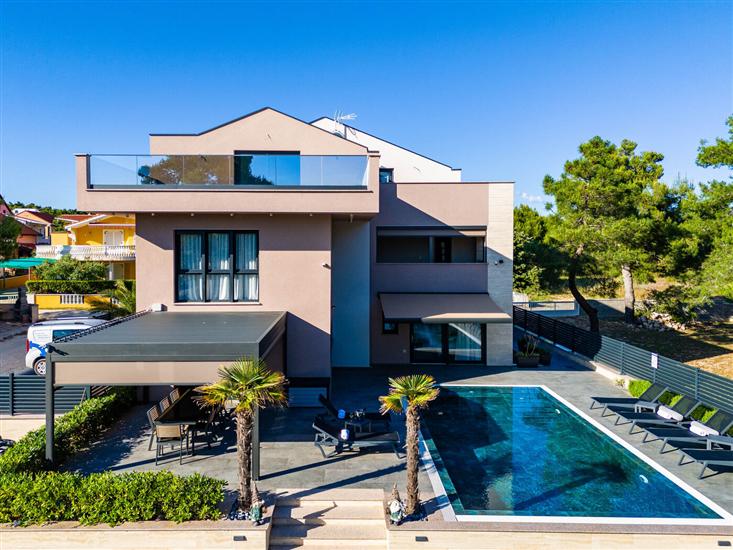 Apartment A1, for 6 persons