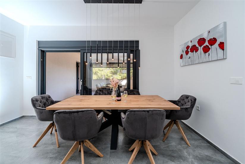 Apartment A1, for 6 persons