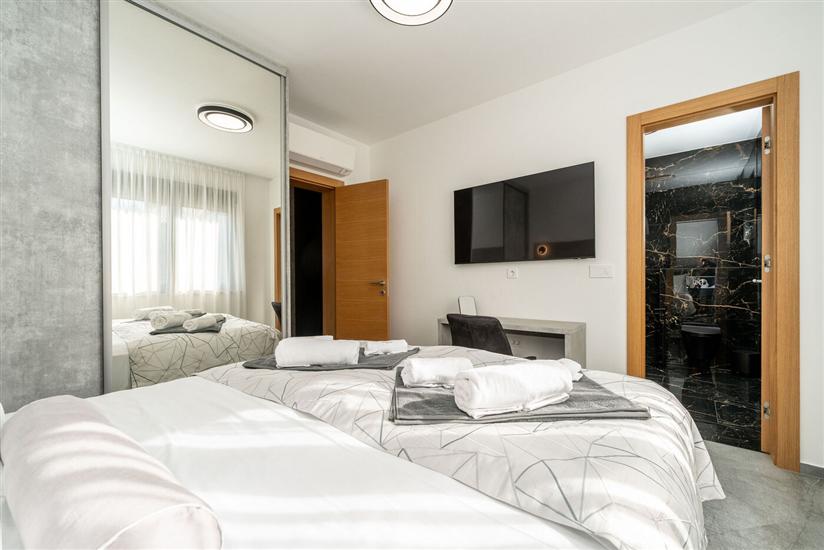 Apartment A1, for 6 persons