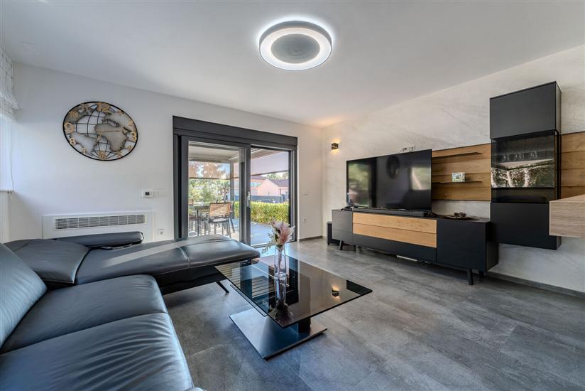 Apartment A2, for 8 persons