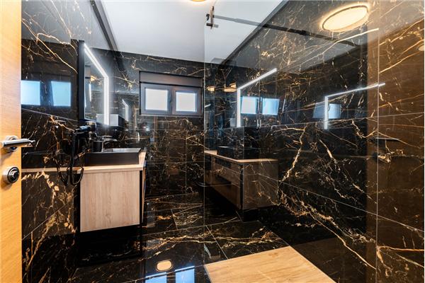 Apartment A2, for 8 persons