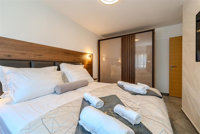 Apartment A2, for 8 persons